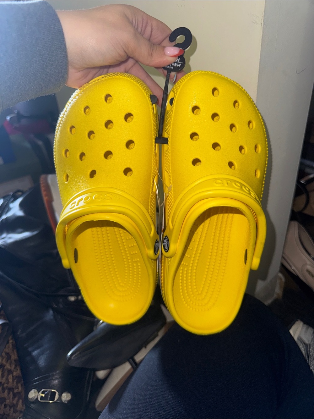 CROCS Kids Classic Clog in Vibrant Yellow
